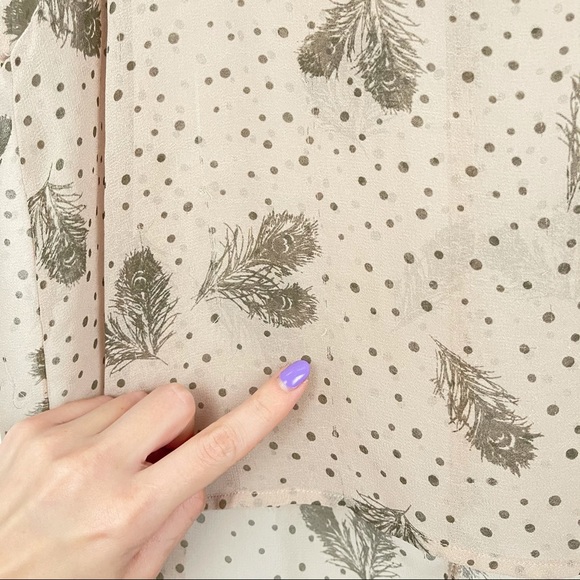 Chloe K Feather Print Blouse - Picture 9 of 9